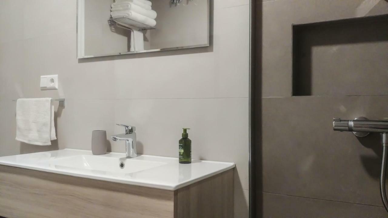 Beachfront Apartment In Fuengirola New エクステリア 写真