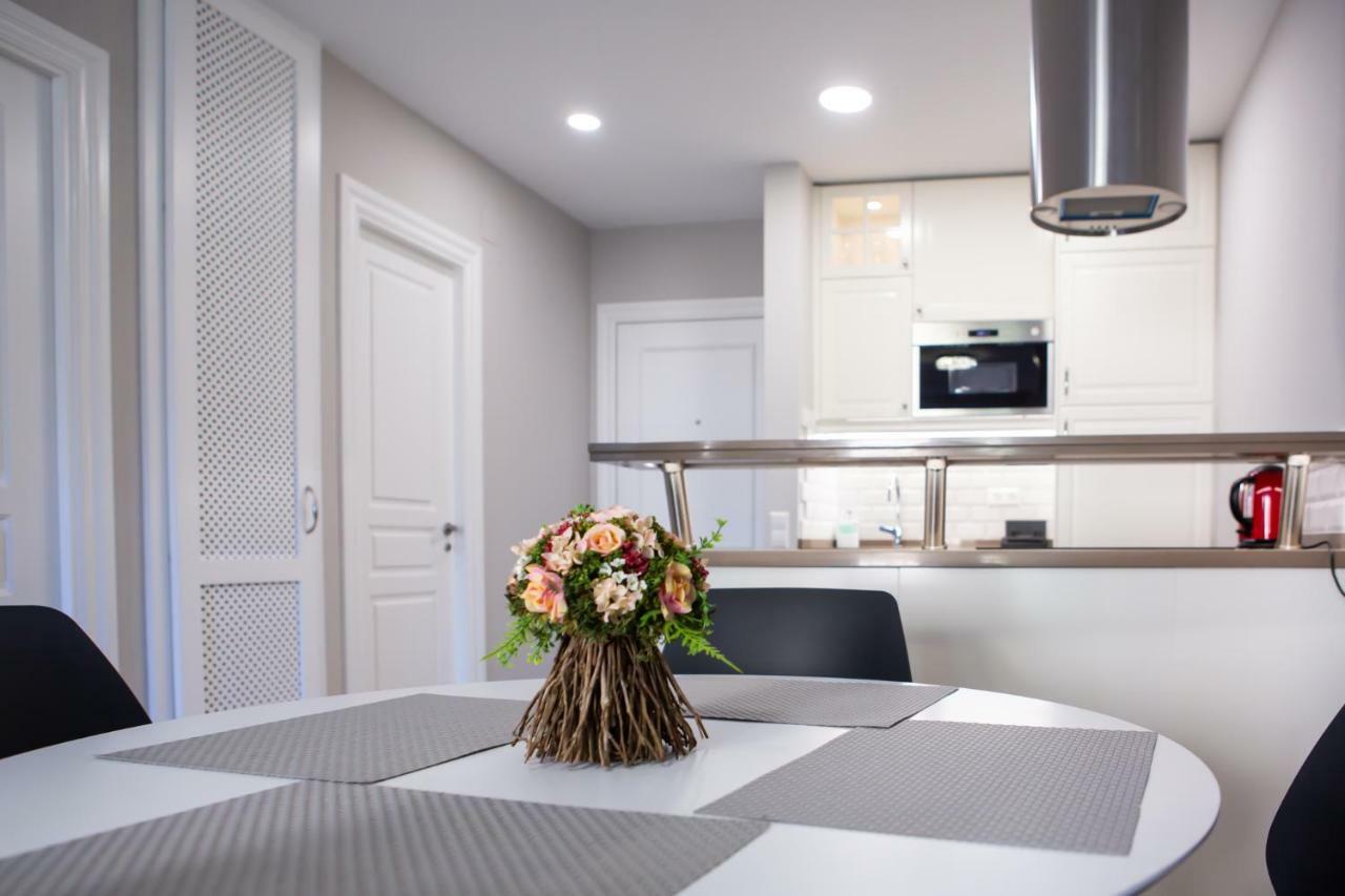 Beachfront Apartment In Fuengirola New エクステリア 写真